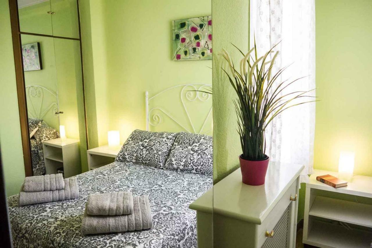Ever House Atocha Madrid Bagian luar foto