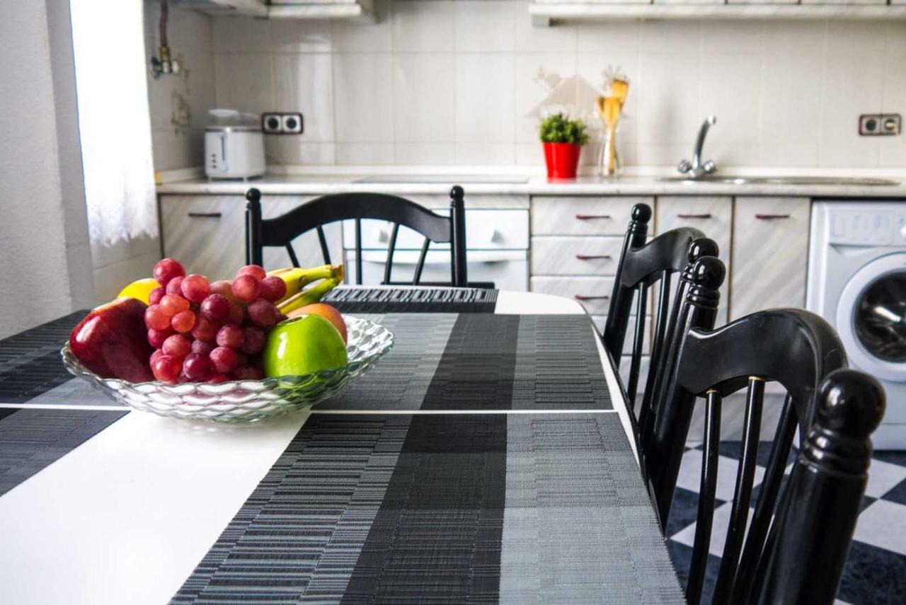 Ever House Atocha Madrid Bagian luar foto